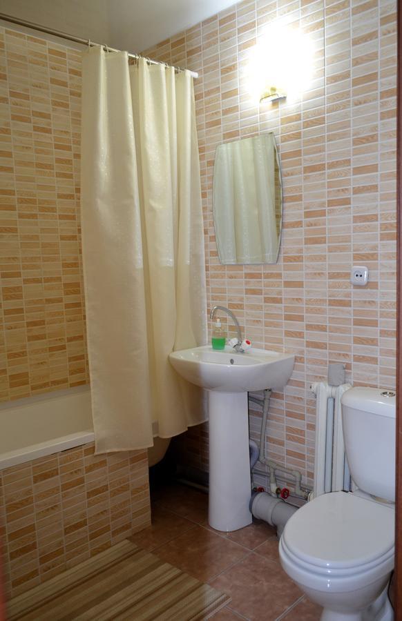 Hotel Europa Semey Quarto foto